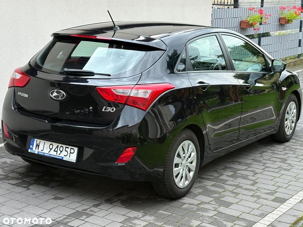 Hyundai i30 blue 1.4 Classic - 8