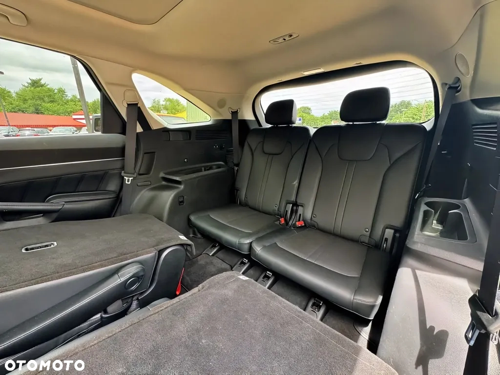 Kia Sorento - 11