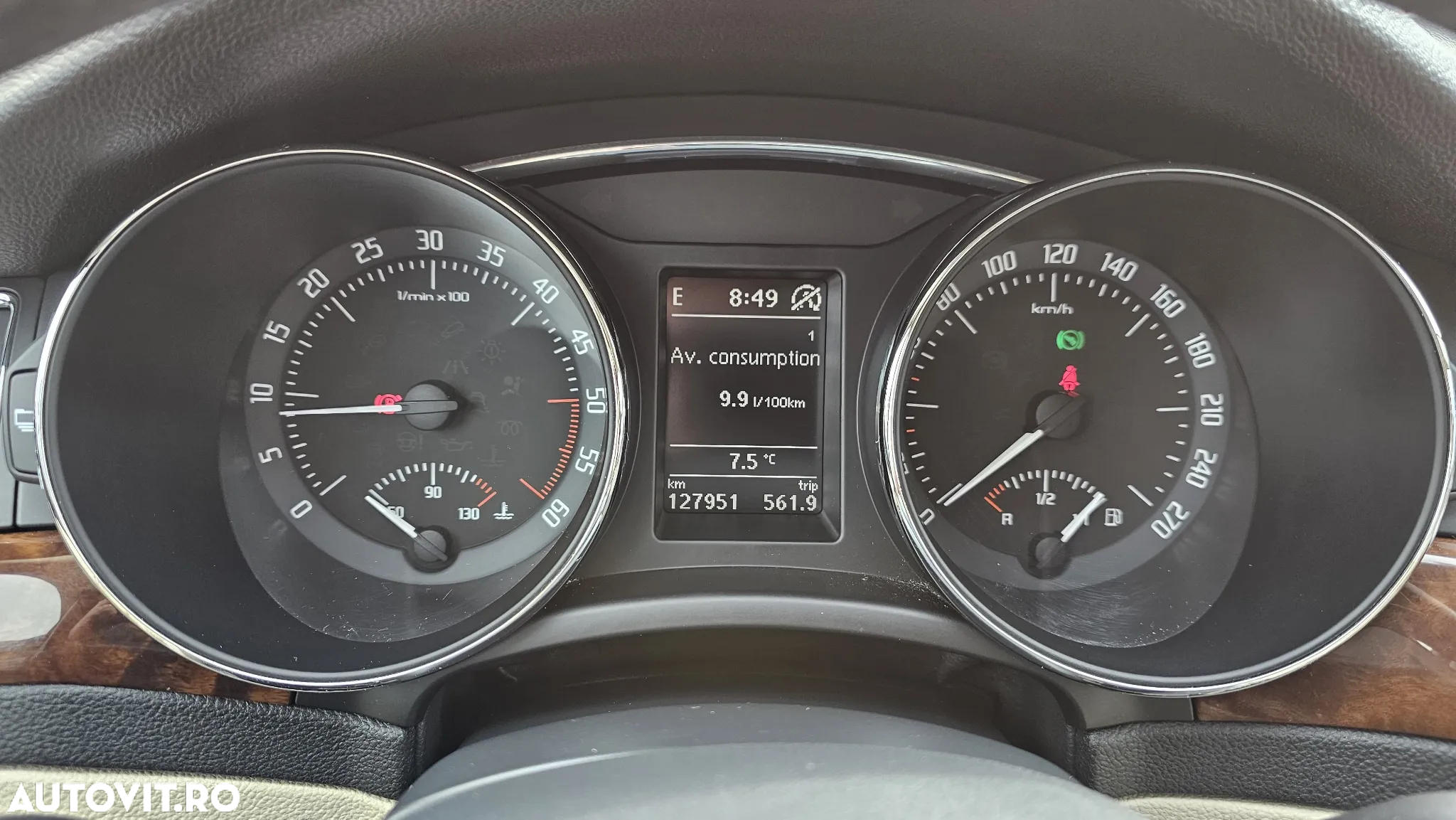 Skoda Superb Combi 2.0 TDI Elegance - 11