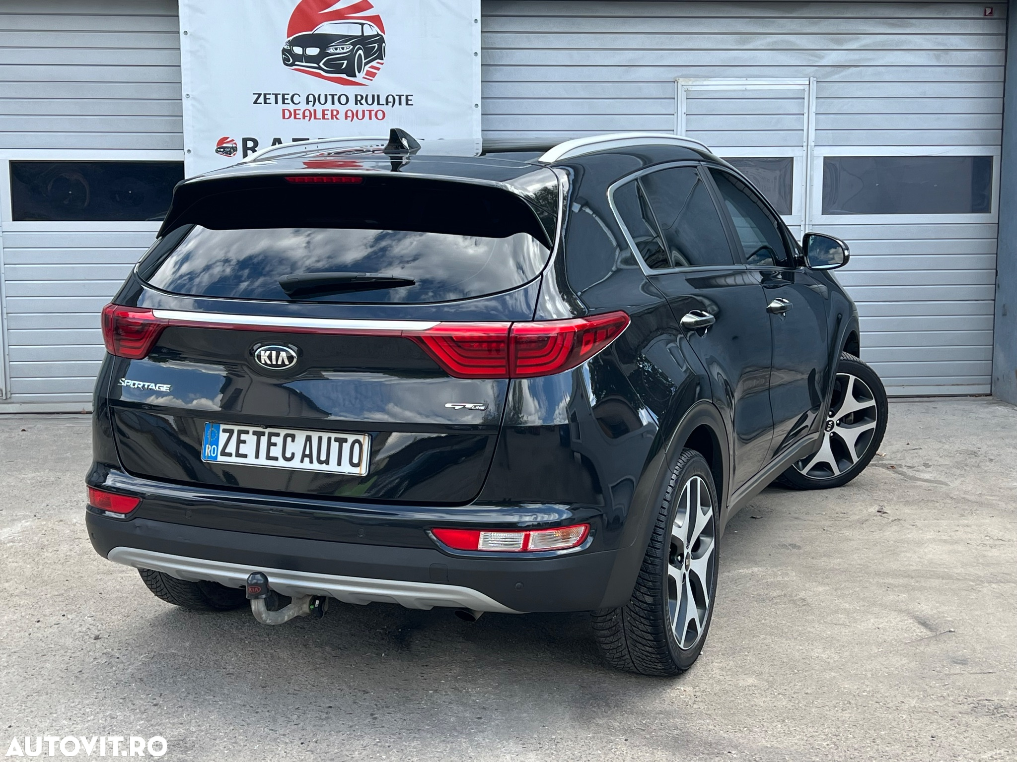 Kia Sportage 1.7 CRDI 2WD ISG Aut. GT Line - 2