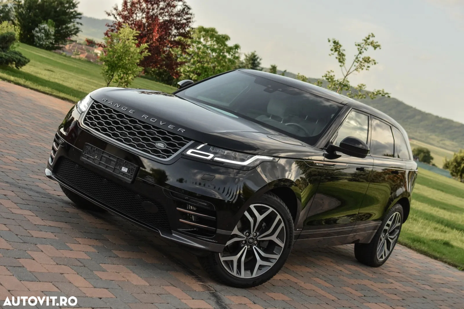 Land Rover Range Rover Velar 2.0 R-Dynamic HSE - 23