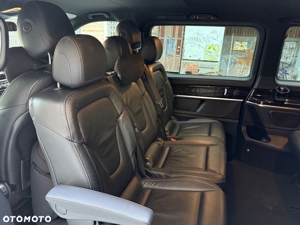 Mercedes-Benz Klasa V 220 CDI extralang 7G-TRONIC Avantgarde Edition - 18