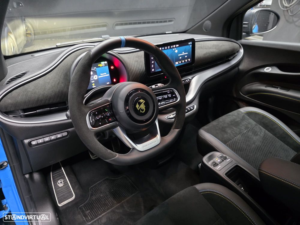 Abarth 500e Scorpionissima - 20