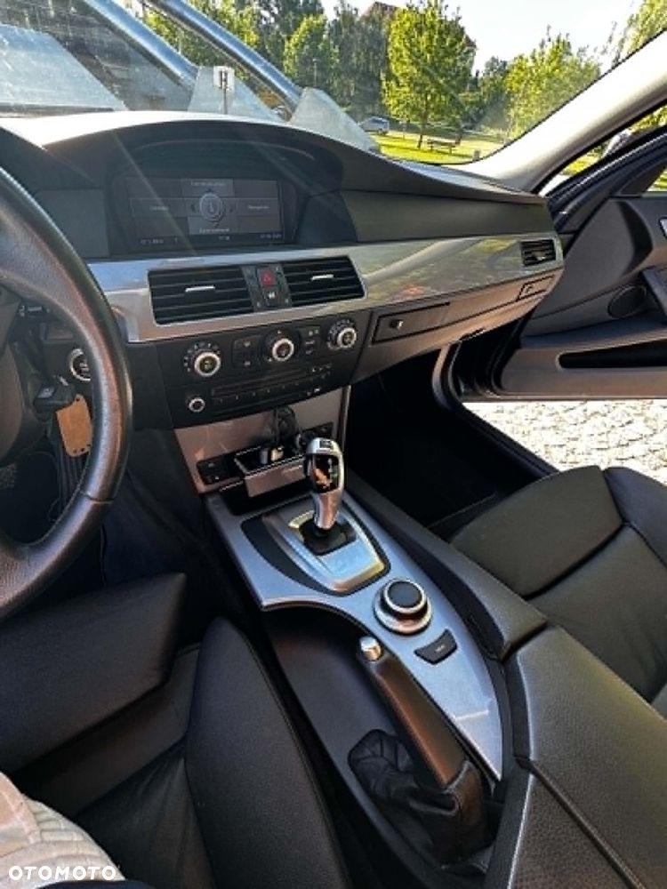 BMW Seria 5 - 21