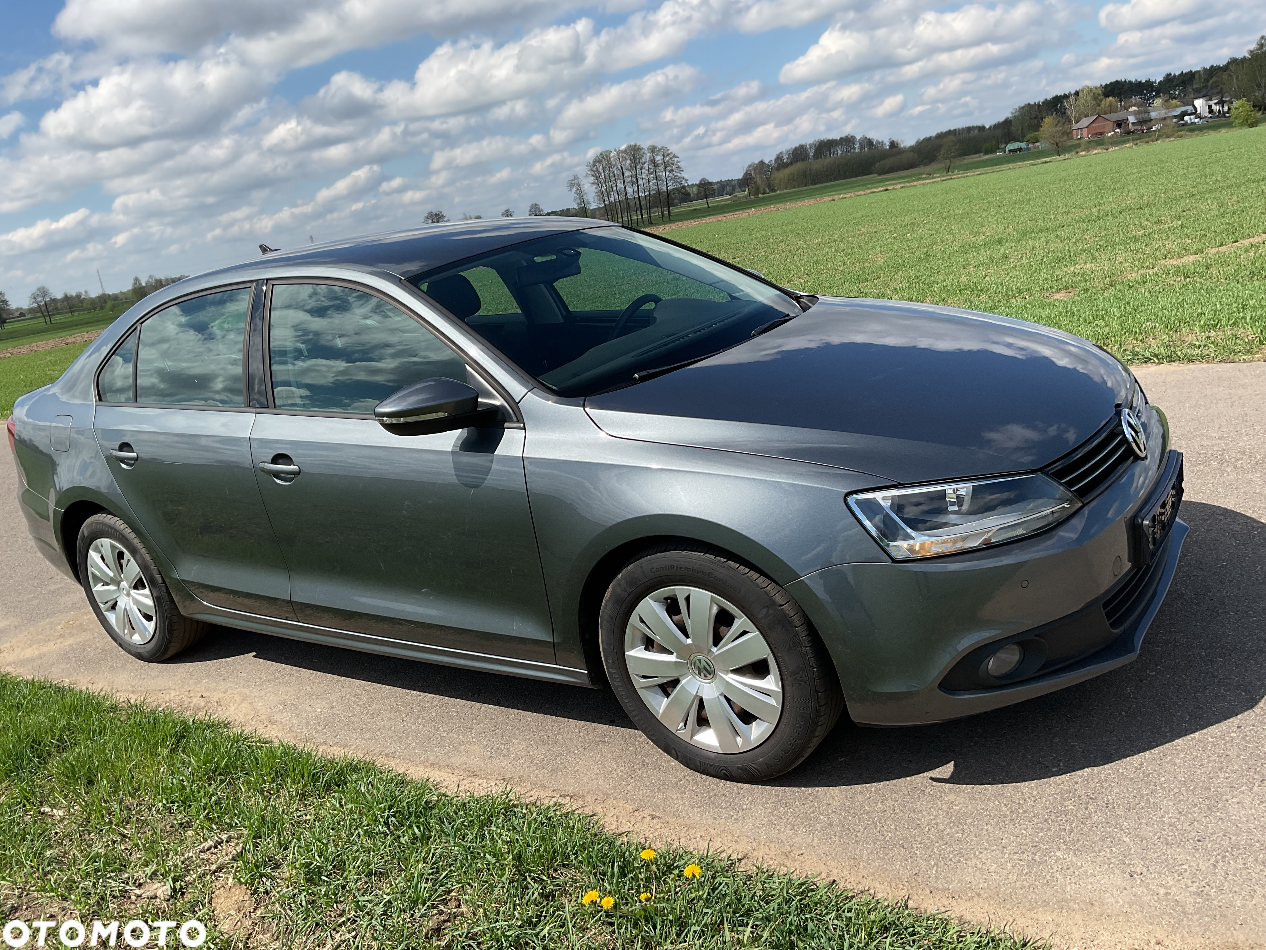 Volkswagen Jetta 1.2 TSI BlueMotion Technology Comfortline - 4