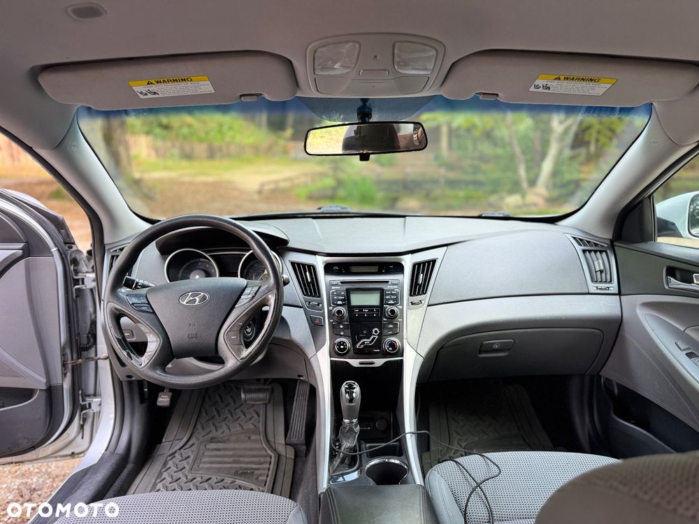 Hyundai Sonata 2.4 SE - 10