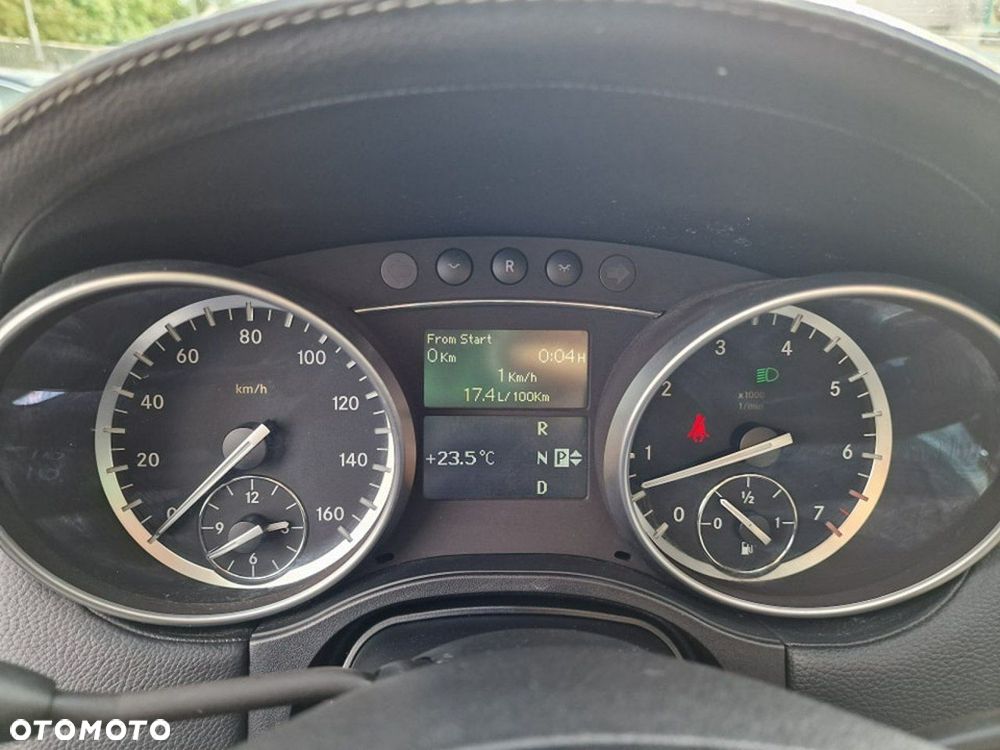 Mercedes-Benz GL - 10