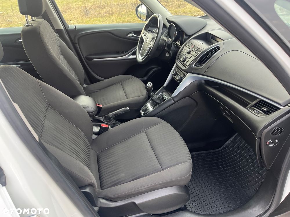 Opel Zafira Tourer 1.4 Turbo Edition - 18