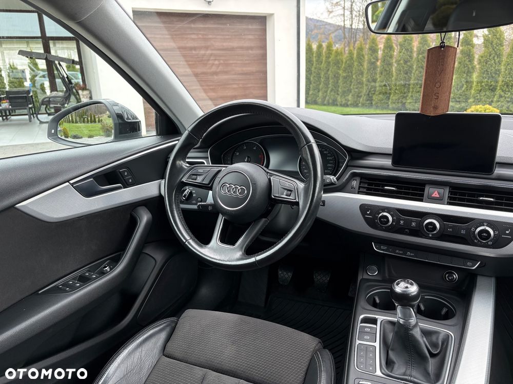 Audi A4 Avant 2.0 TDI ultra sport - 30