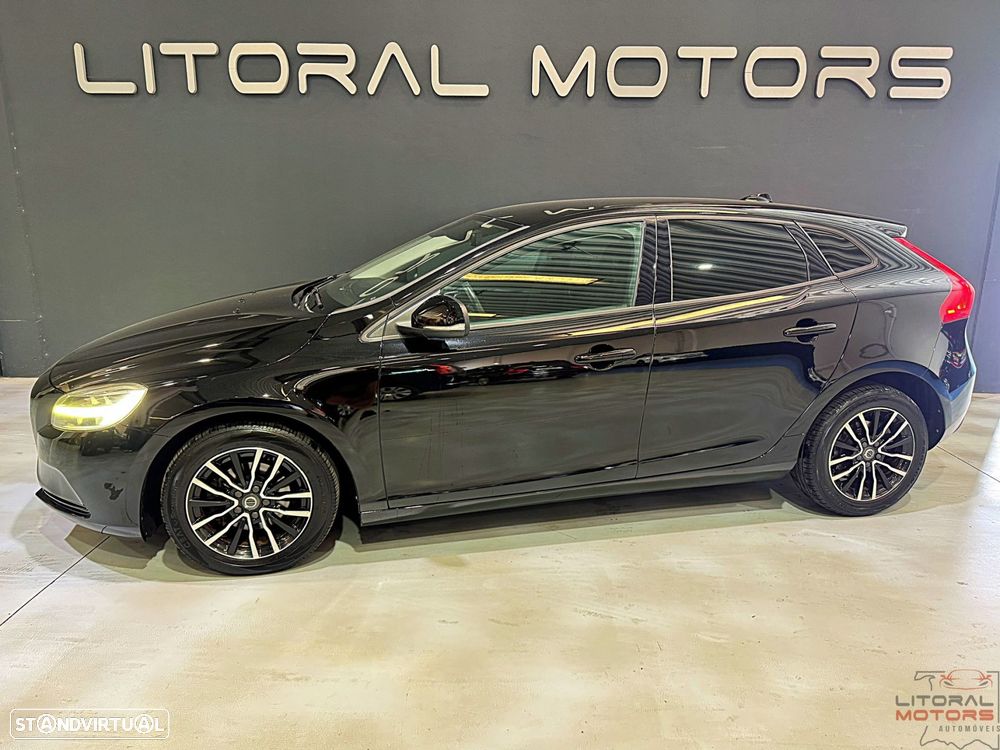 Volvo V40 D2 Black Line - 7