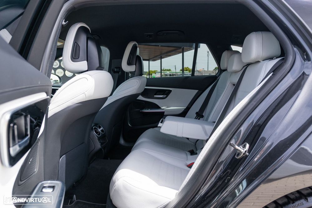 Mercedes-Benz C 300 d AMG Line - 15
