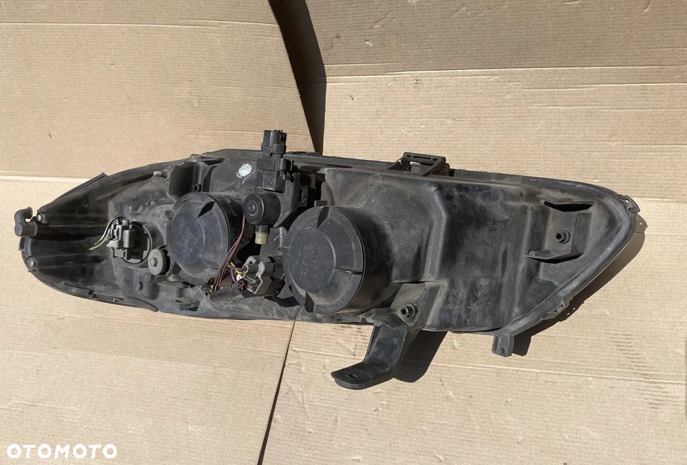 Lampa NISSAN ALMERA N16  prawa - 4