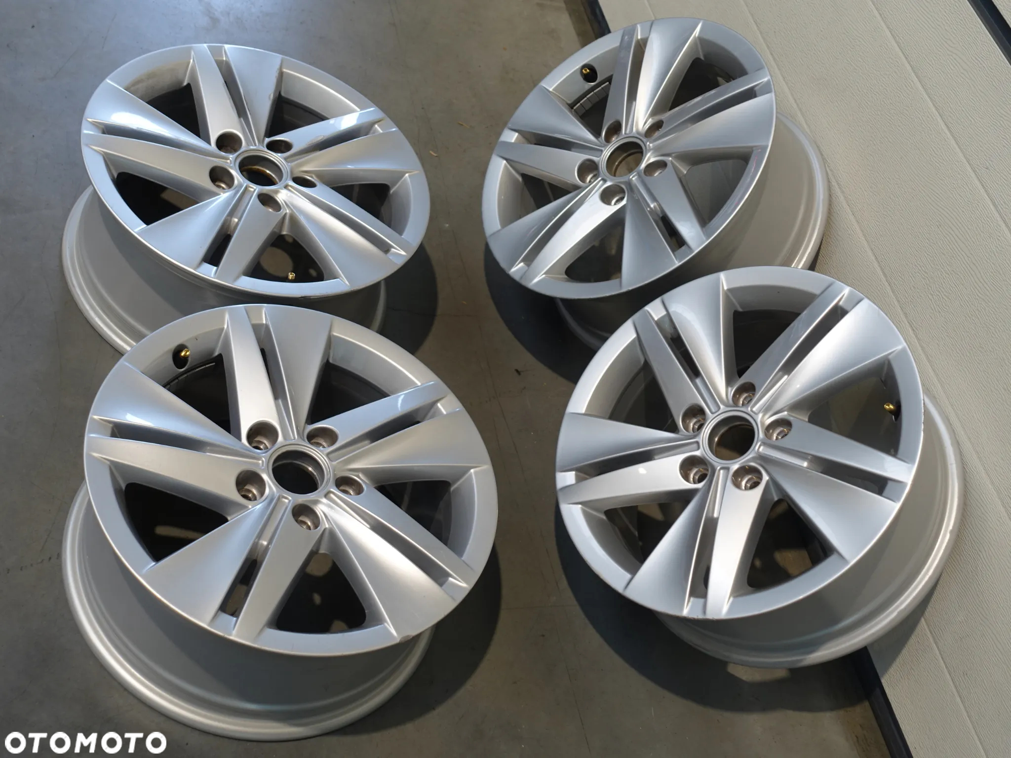 ALUFELGI ALU FELGI KOMPLET 16 VW GOLF VII 7 VIII 8 - 3