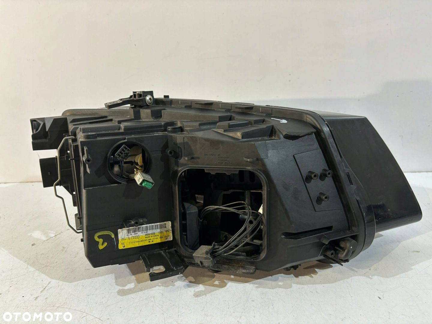 AUDI Q5 8R Lampa przednia Xenon L - 14840 - 6
