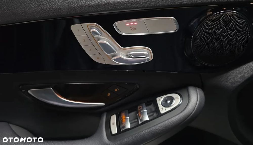 Mercedes-Benz Klasa C 200 9G-TRONIC Edition - 16