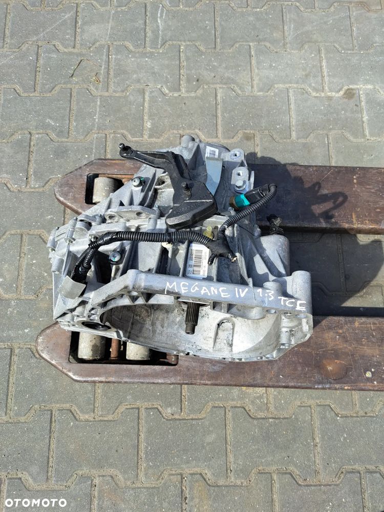 Renault Megane IV lift skrzynia Biegów 1.3 tce TL4 CMTX26 Dacia Nissa - 1