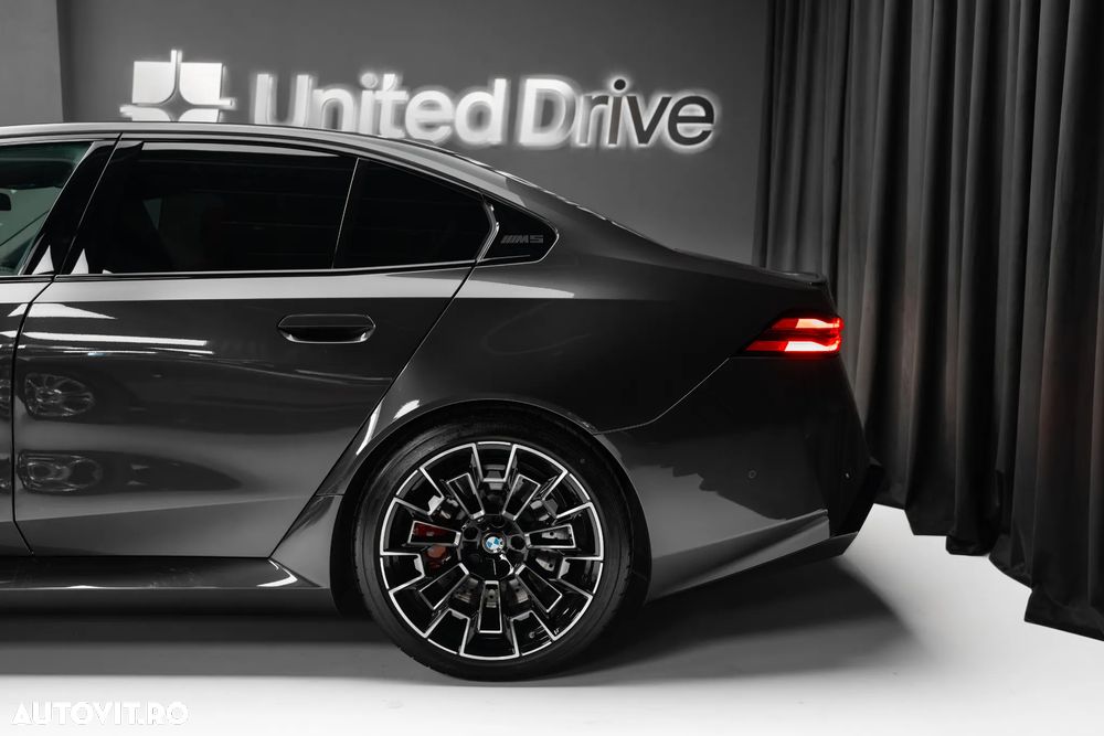BMW M5 xDrive AT PHEV - 9