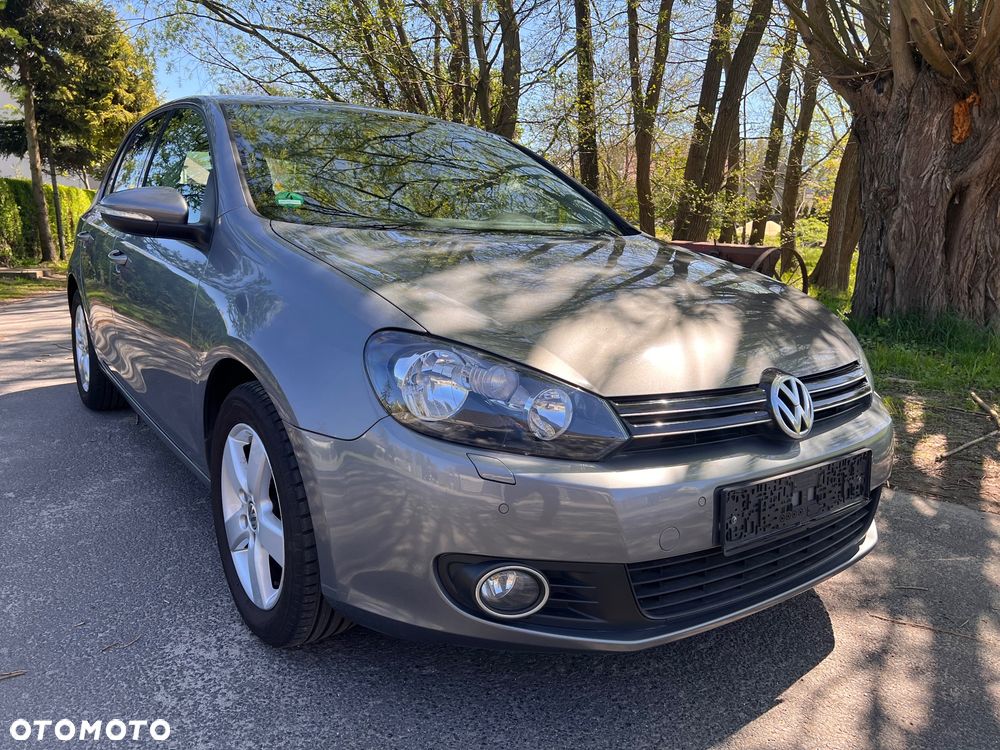 Volkswagen Golf 1.4 TSI Trendline DSG - 8