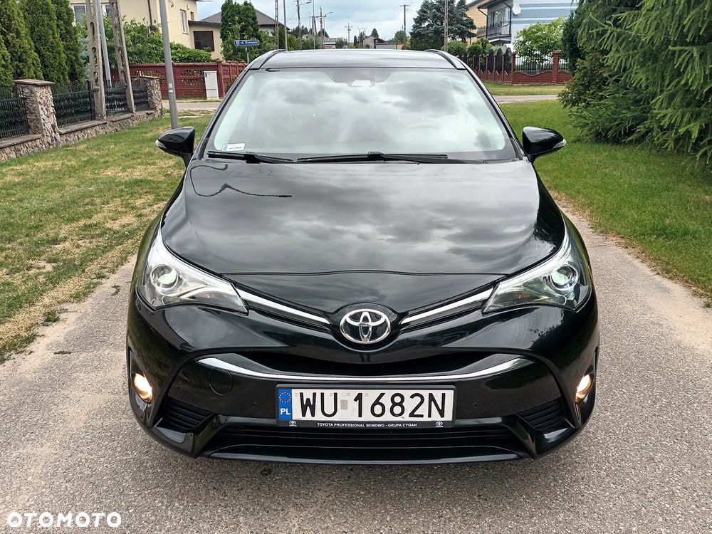 Toyota Avensis 2.0 D-4D Prestige - 12