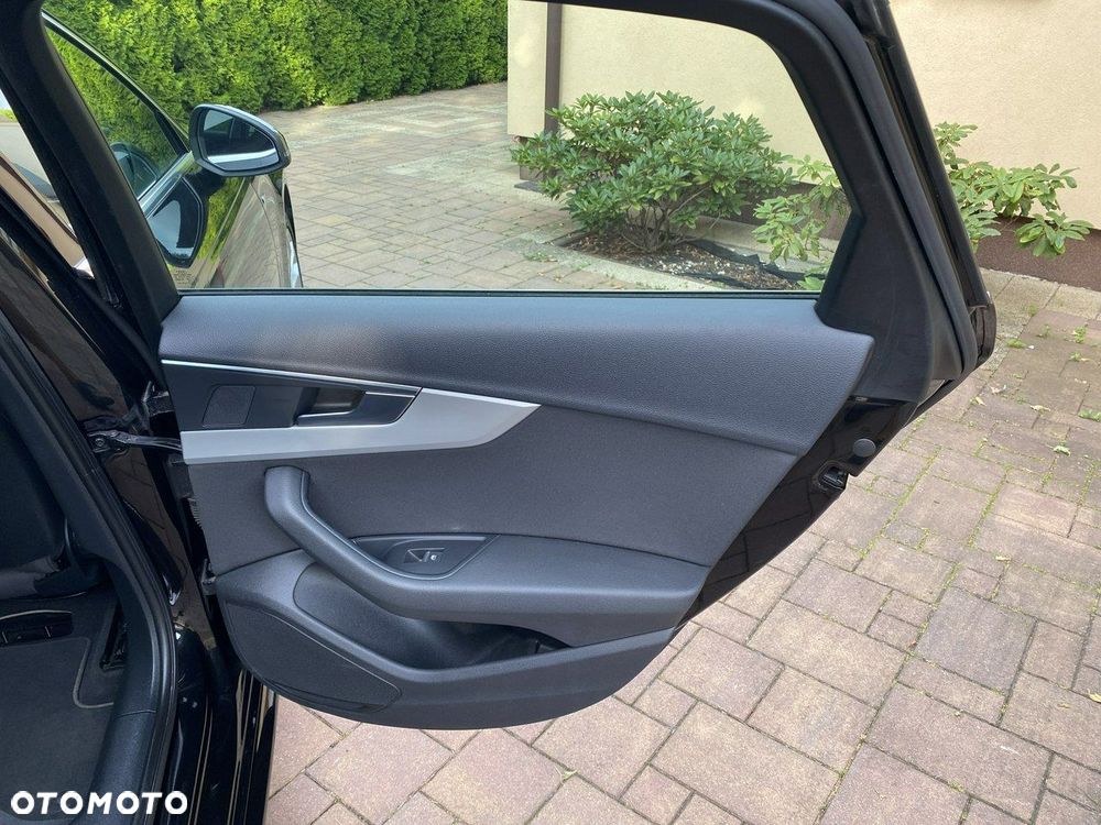 Audi A4 - 33