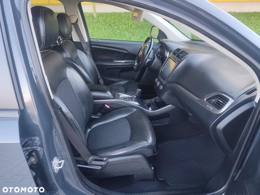 Dodge Journey - 10