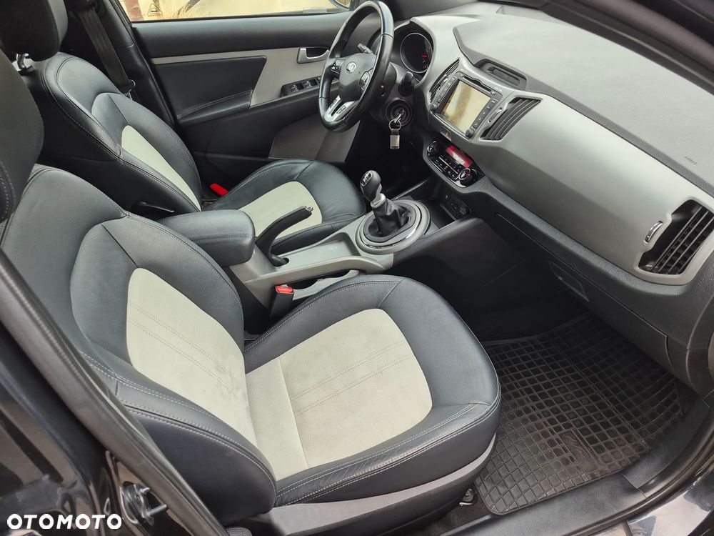 Kia Sportage 1.7 CRDI Business Line L 2WD - 9