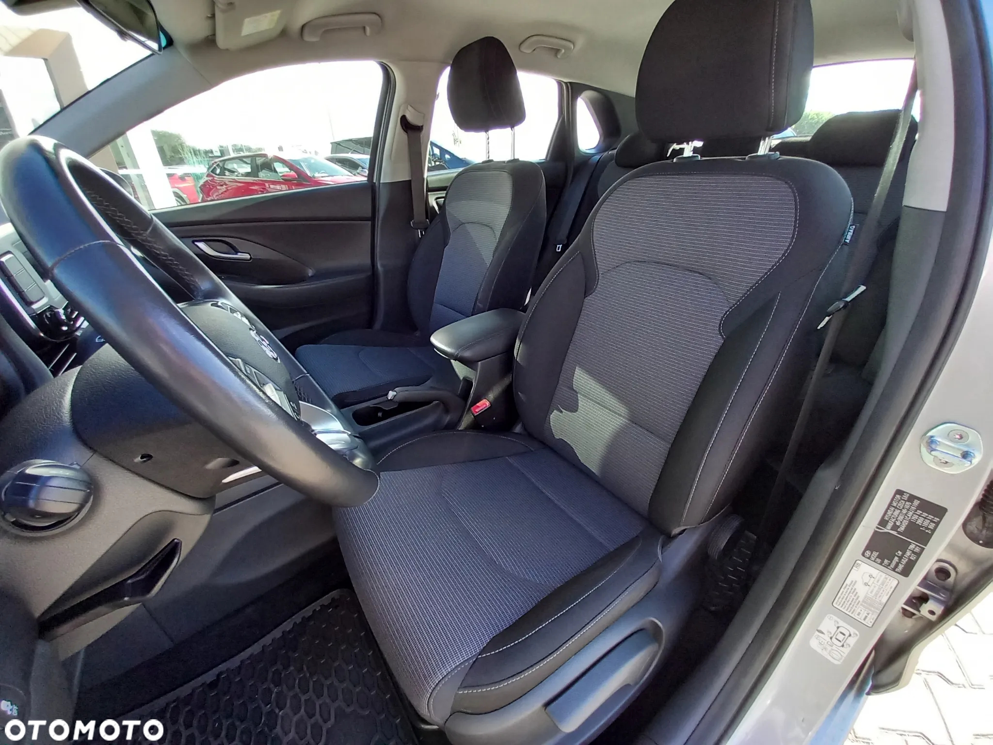 Hyundai i30 1.5 DPI Modern - 13