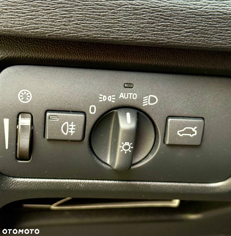 Volvo V40 T2 Drive-E Kinetic - 8