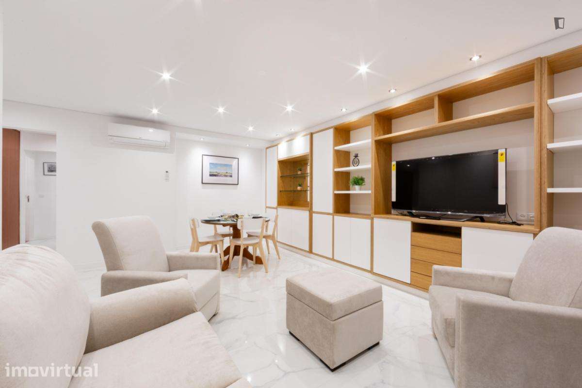 Quarto - localizado em Maia Porto - Grande imagem: 5/25