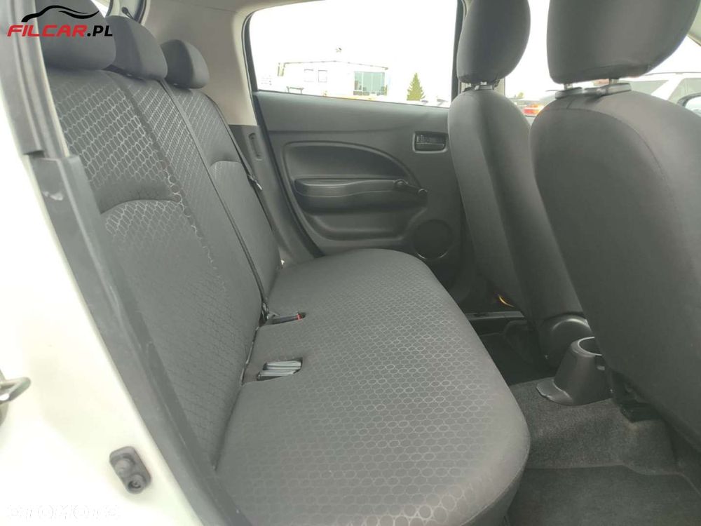 Mitsubishi Space Star - 13