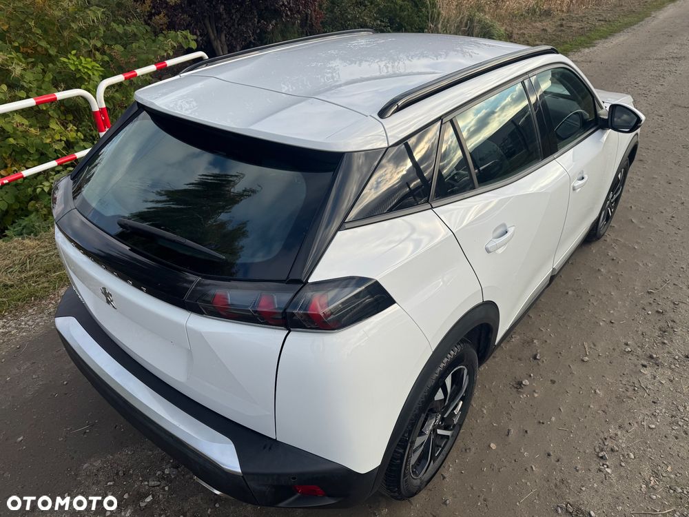 Peugeot 2008 - 13