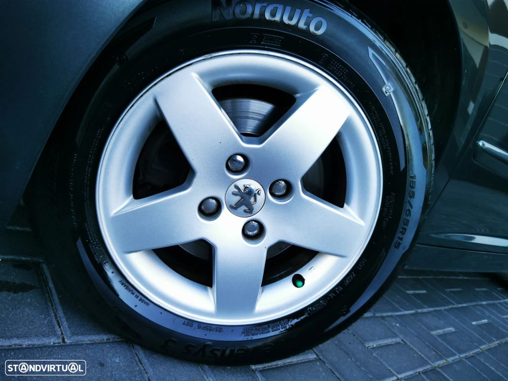 Peugeot 207 SW 1.4 Sport - 13