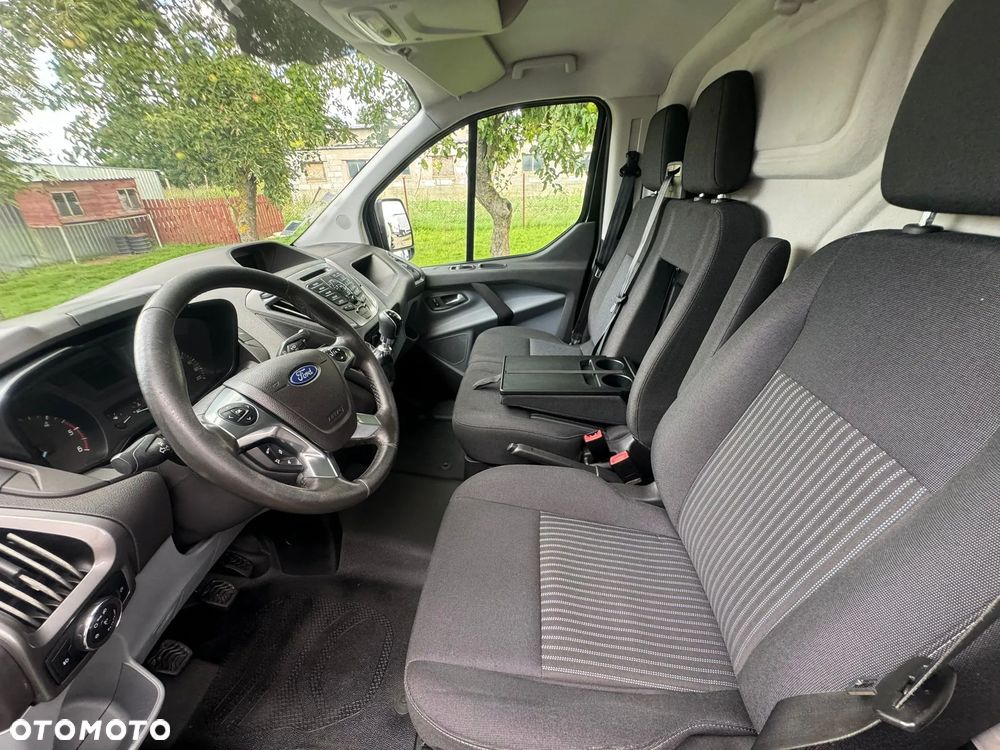 Ford Transit Custom - 17