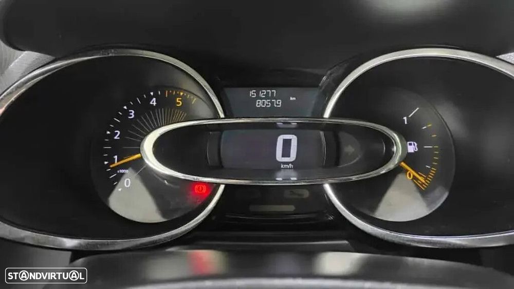 Renault Clio Sport Tourer - 37