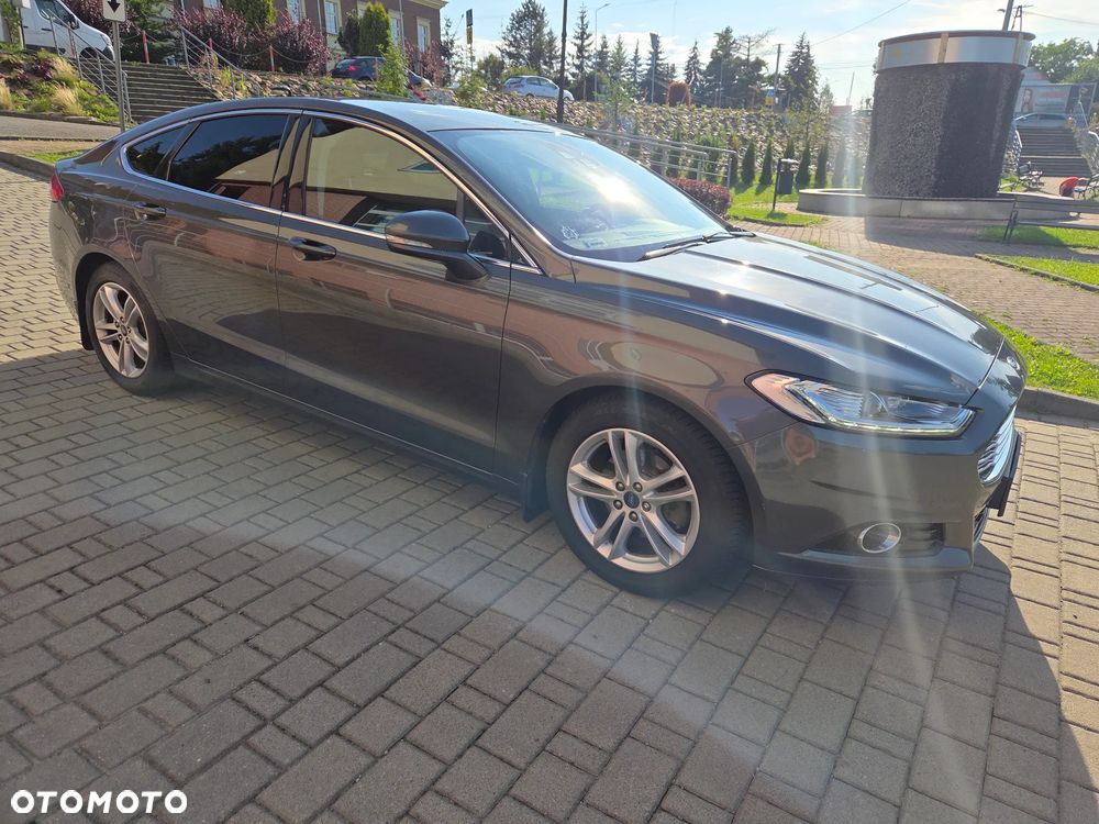 Ford Mondeo 2.0 EcoBoost Titanium - 11