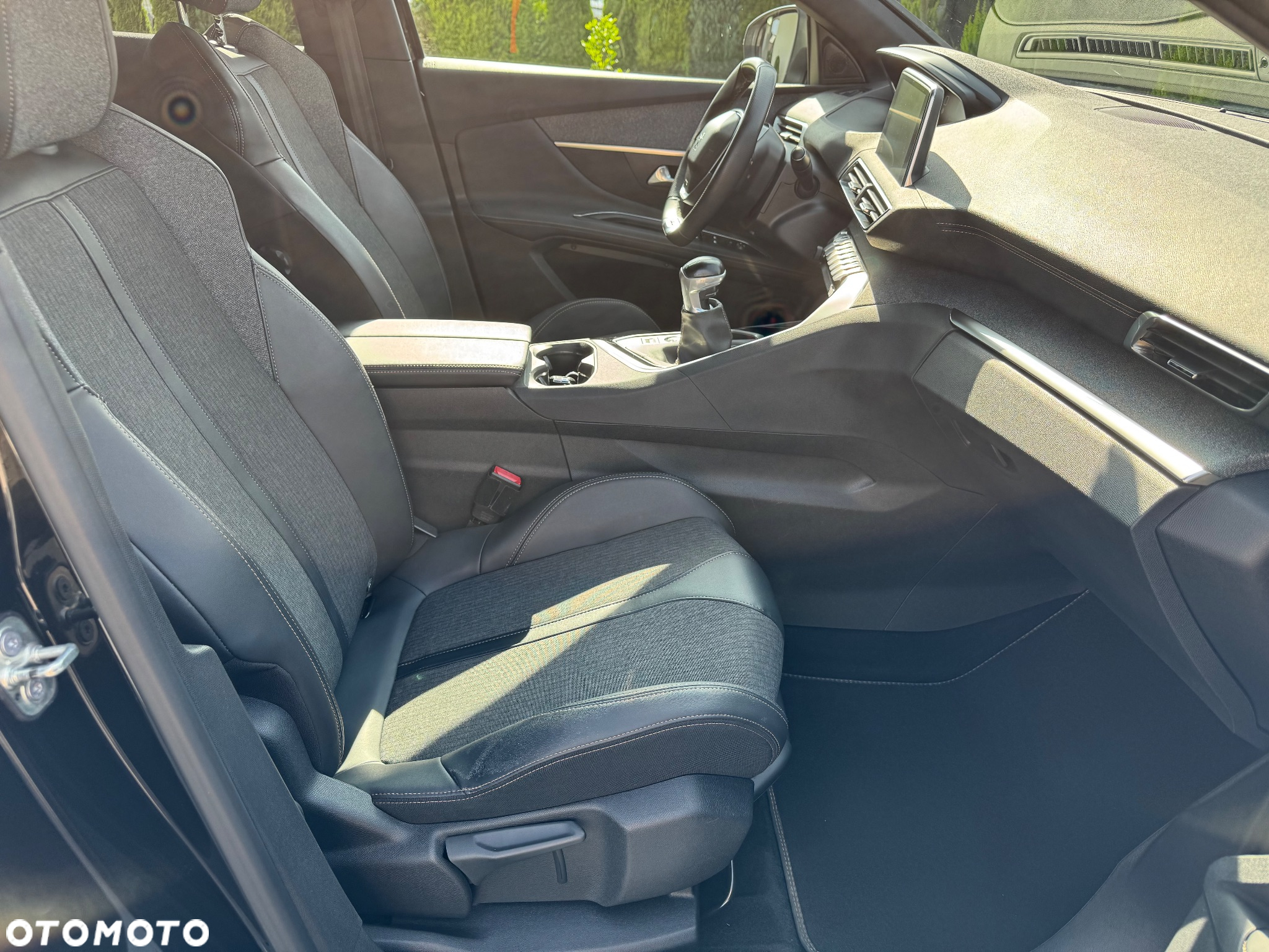 Peugeot 3008 1.5 BlueHDi GT S&S - 22