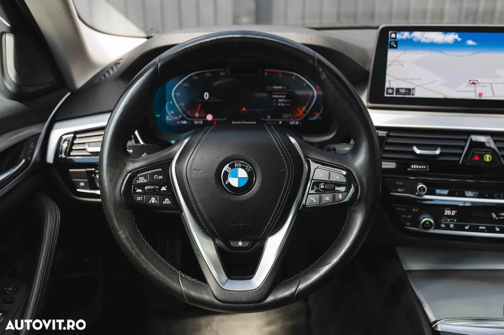 BMW Seria 5 530d xDrive Aut. - 15