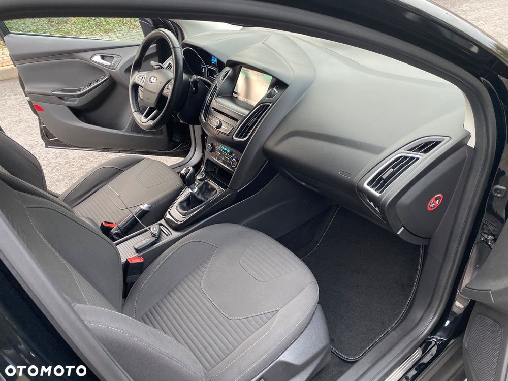 Ford Focus SW 1.0 EcoBoost Edition - 18