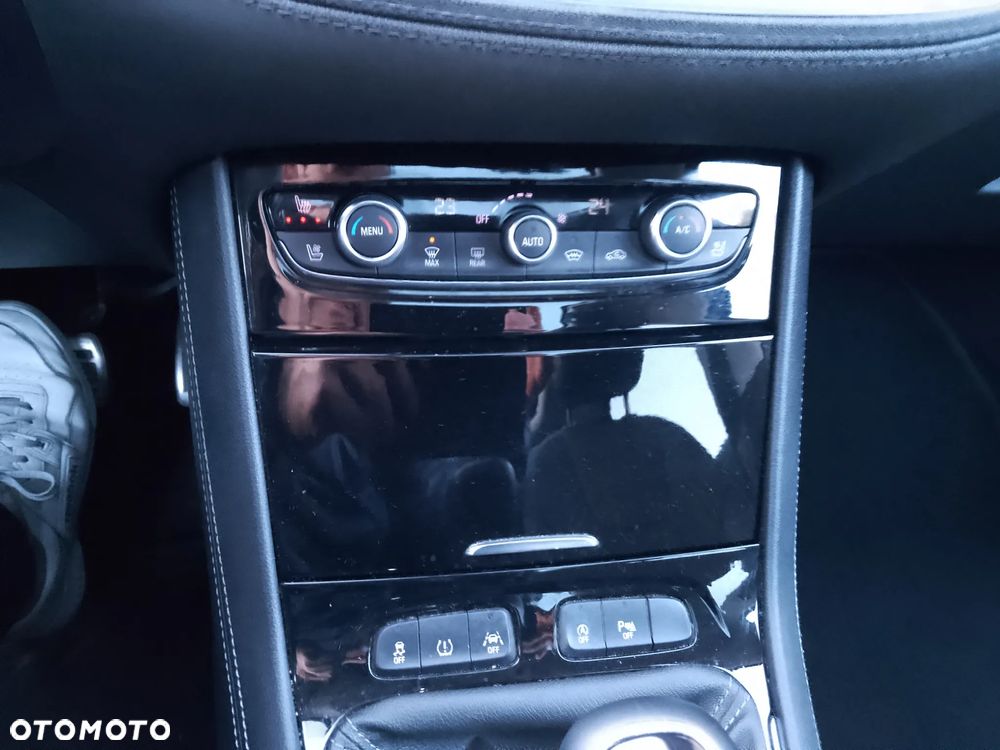 Opel Grandland X 1.2 T GPF Innovation S&S - 18