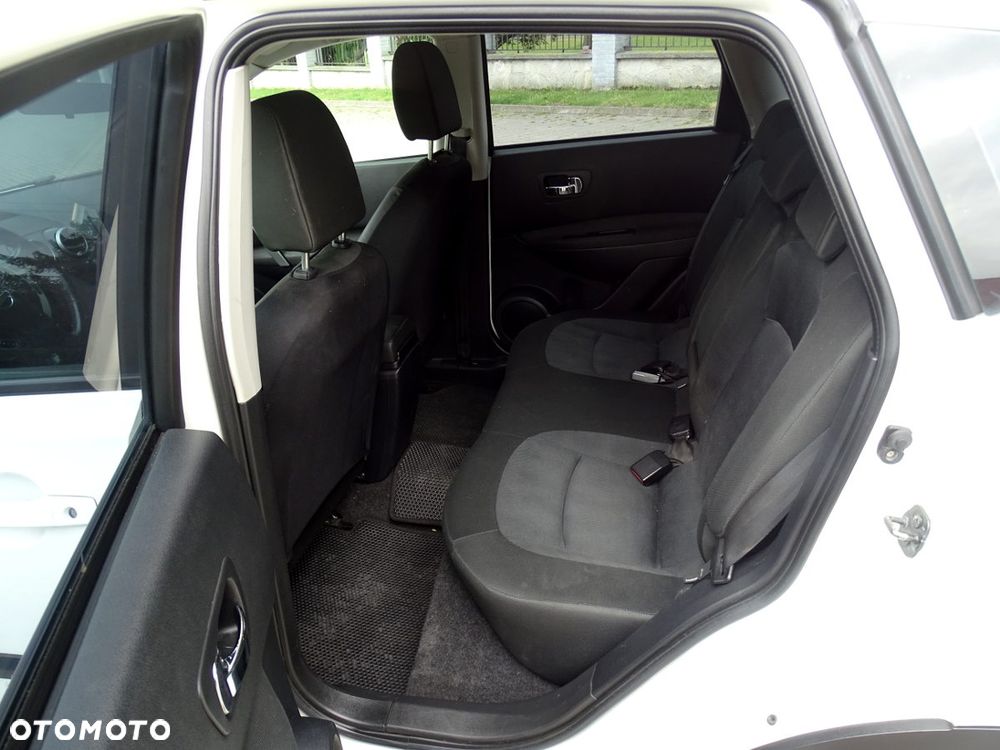 Nissan Qashqai 2.0 CVT 360 - 12