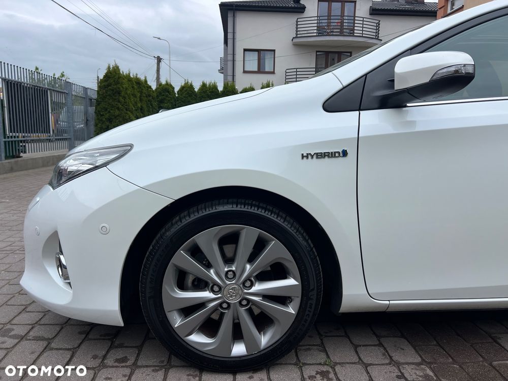 Toyota Auris 1.8 HSD Luna - 14