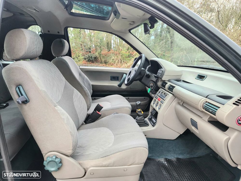 Land Rover Freelander 2.0 di - 10