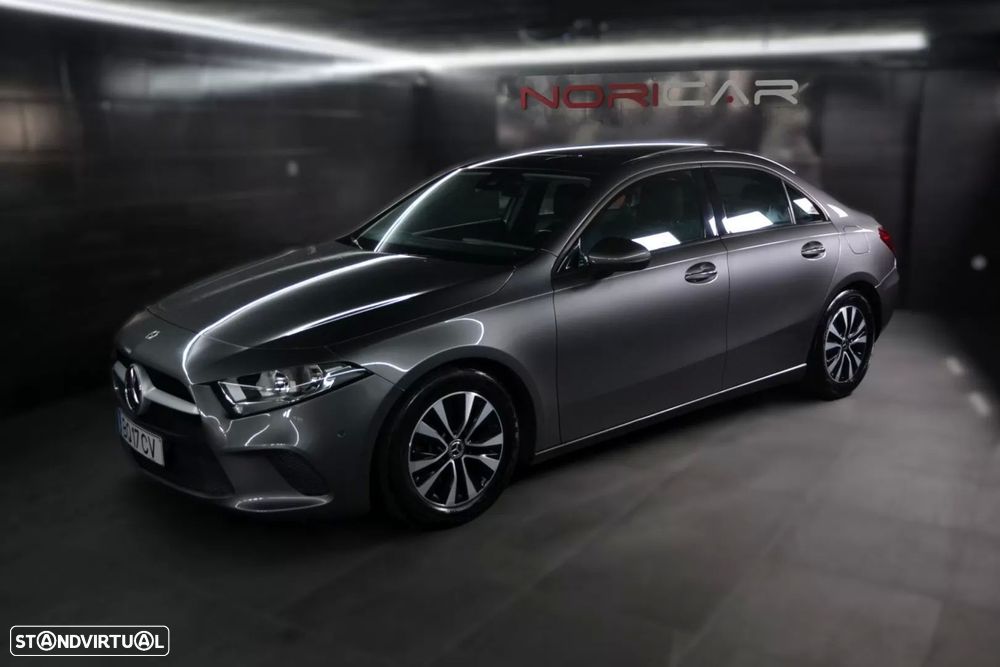 Mercedes-Benz A 200 Limousine d Progressive Aut. - 11