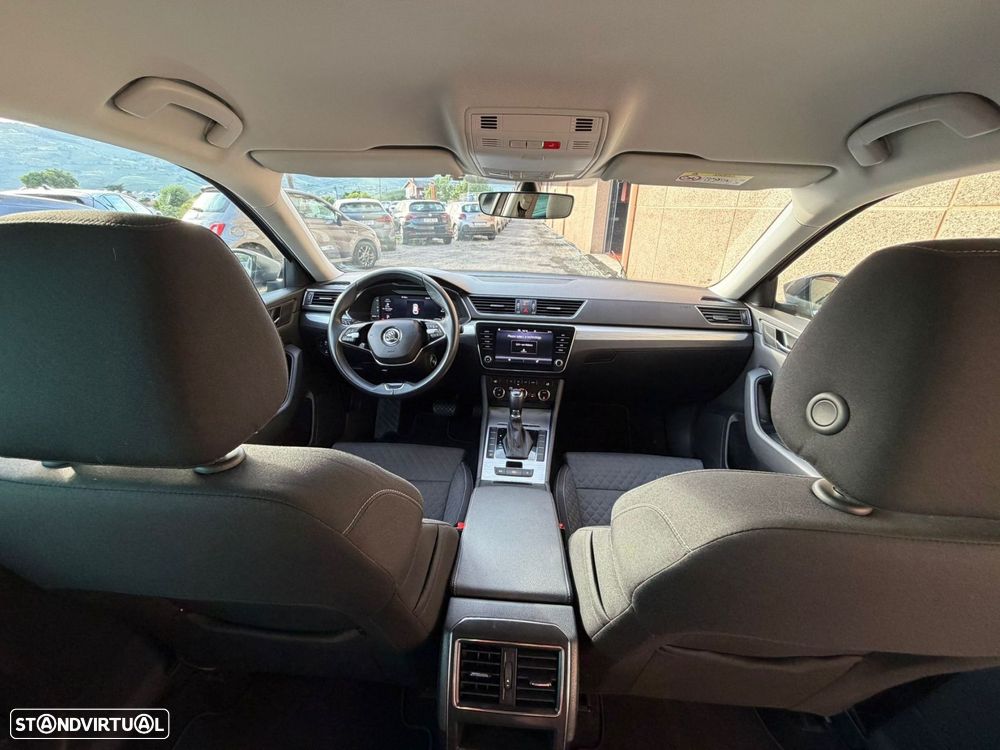 Skoda Superb Break 2.0 TDI Business Line DSG - 9