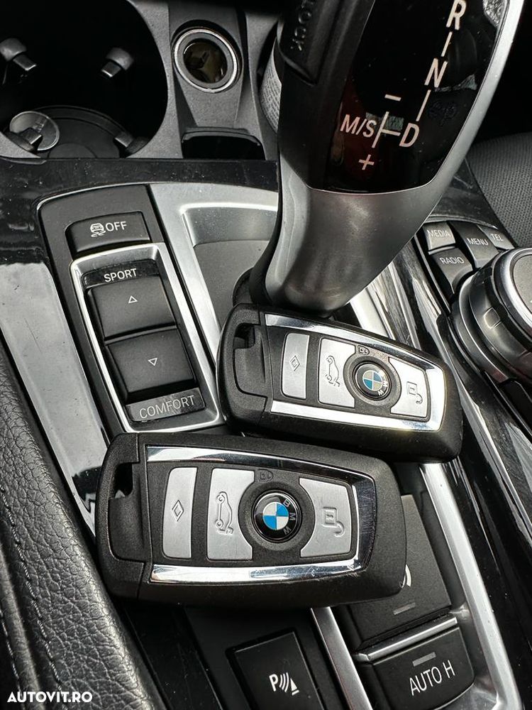 BMW Seria 5 520i Aut. Luxury Line - 8