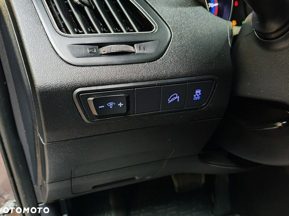 Hyundai ix35 2.0 GDI Premium 2WD - 18