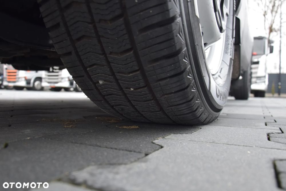 Iveco DAILY 35S12 / 2.3 - 120 KM / DOSTAWCZE / BLASZAK / KLIMA / TEMPOMAT / KLIMA / TRYB CITY / SERWISOWANY / SPROWADZONY Z NIEMIEC - 14