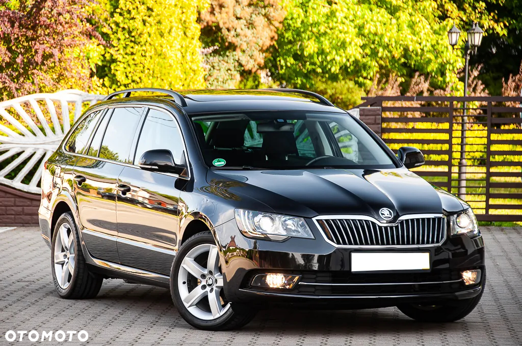 Skoda Superb 2.0 TDI Exclusive - 8
