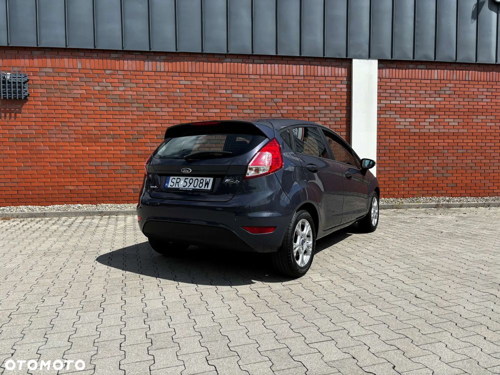 Ford Fiesta 1.25 Trend EU5 - 19
