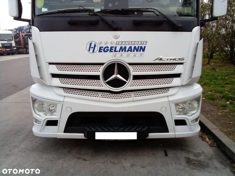 Mercedes-Benz Autotransporter zestaw - 4
